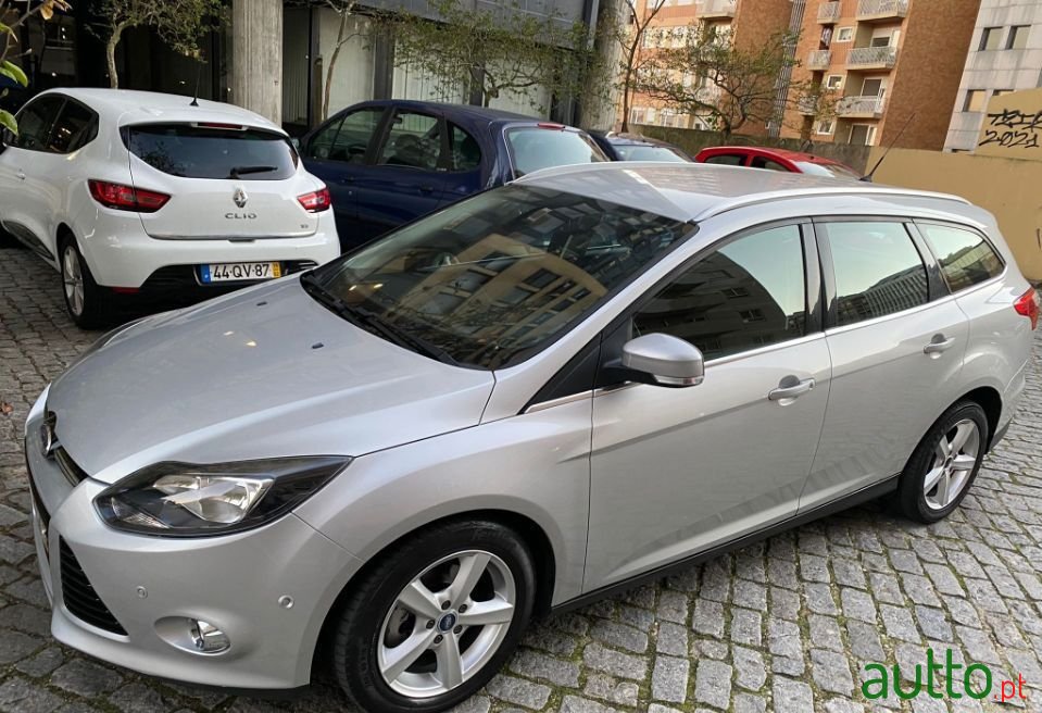 2013' Ford Focus Sw photo #2