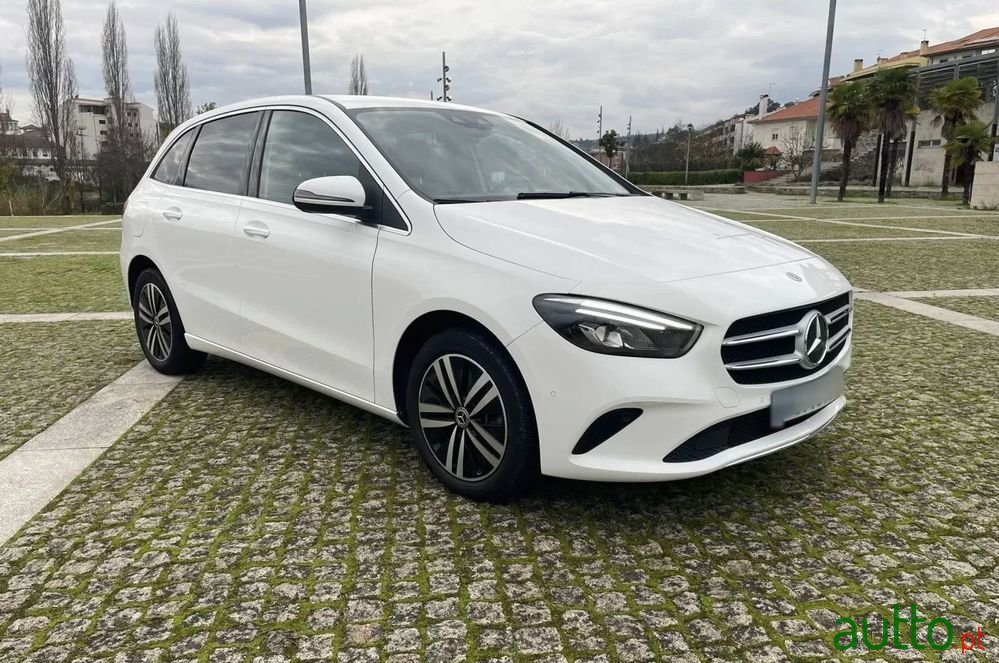 2022' Mercedes-Benz Classe B E 8G-Dct Progressive photo #3
