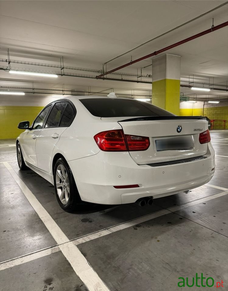 2013' BMW 325 D Auto photo #2