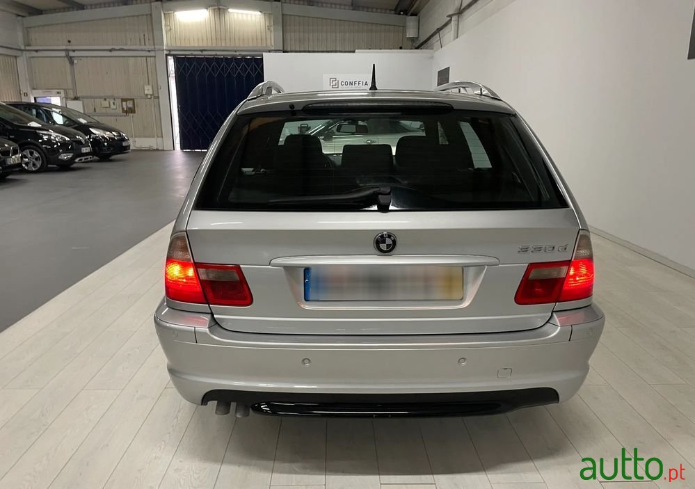 2003' BMW 330 Da Touring photo #5