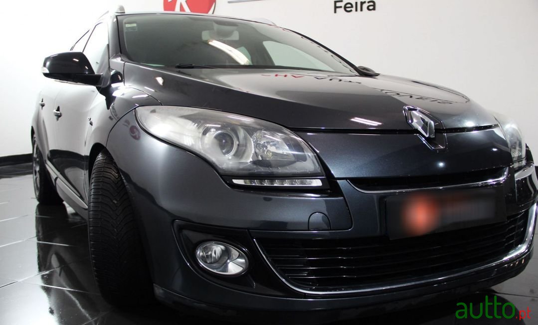 2013' Renault Megane photo #4