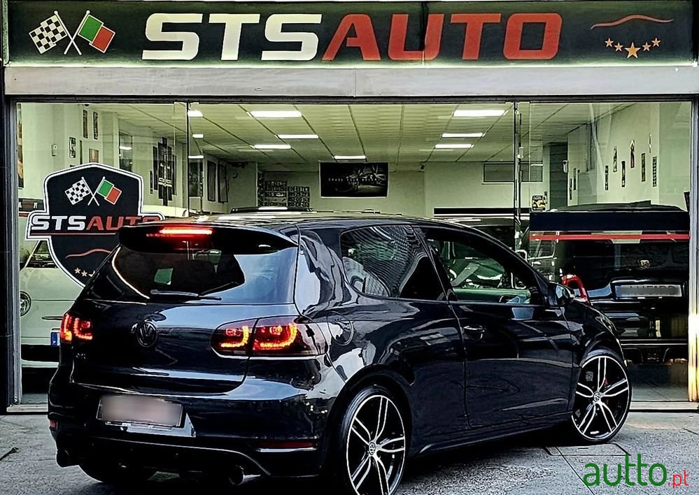 2010' Volkswagen Golf 2.0 Gti Dsg photo #3