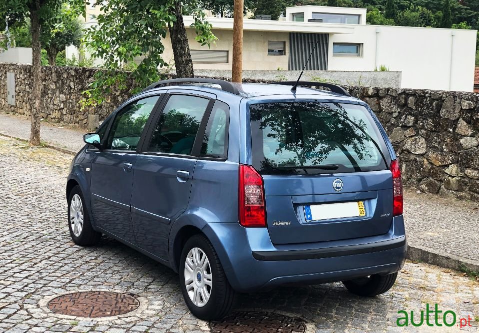 2004' Fiat Idea photo #4