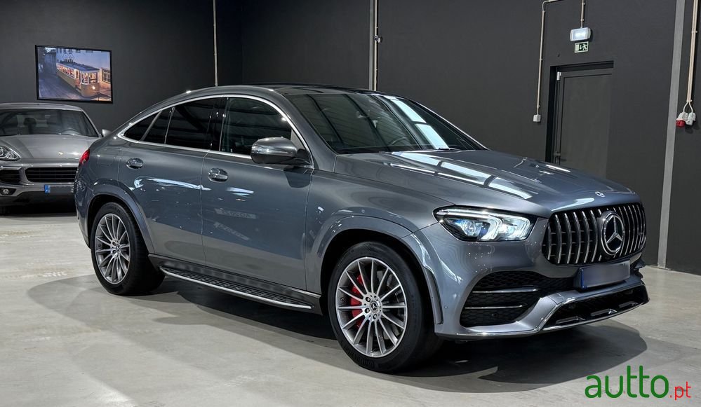 2021' Mercedes-Benz Classe Gle photo #5
