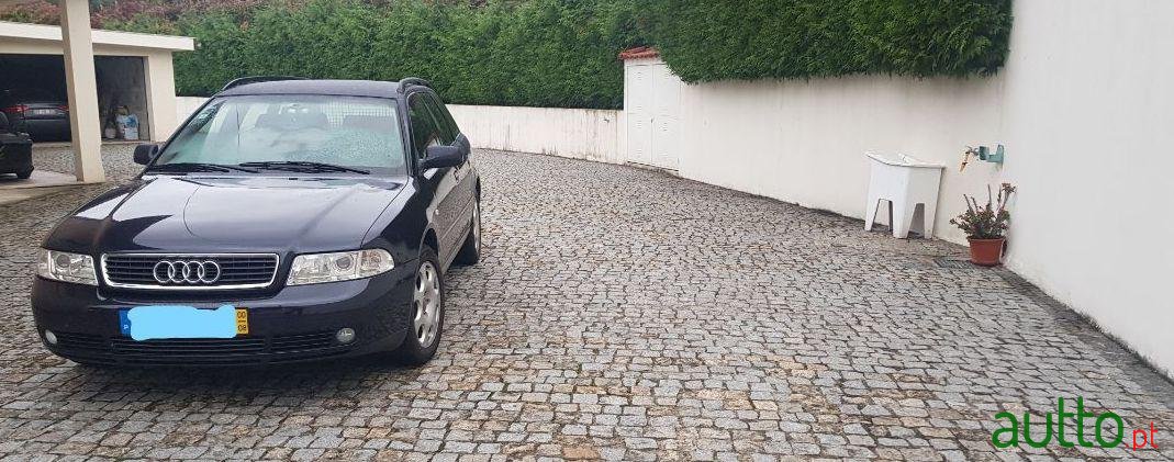 2000' Audi A4 Avant photo #1