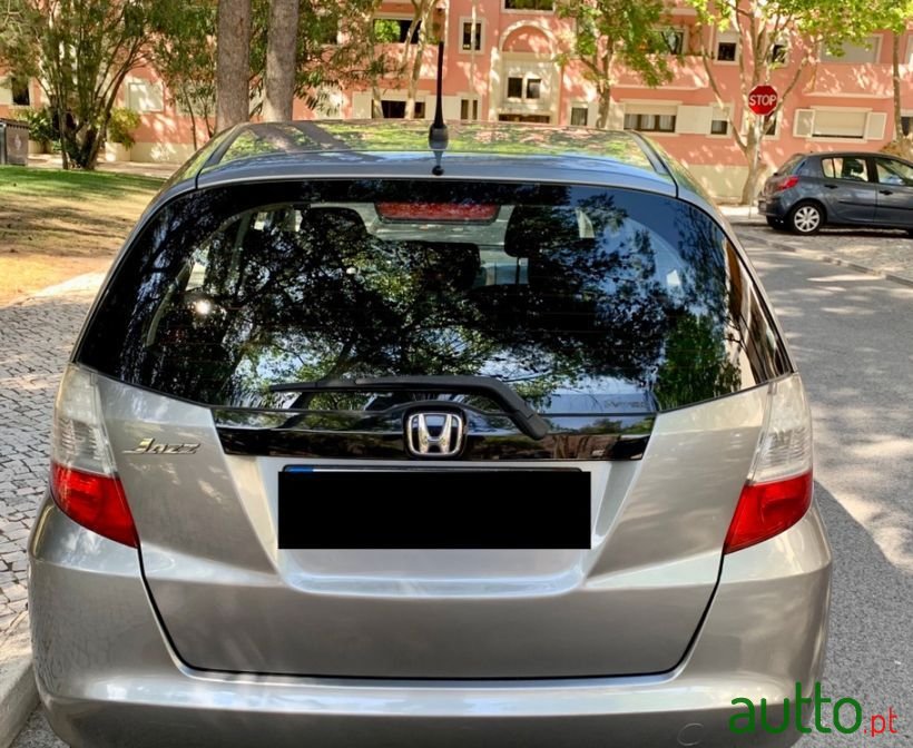 2010' Honda Jazz photo #4