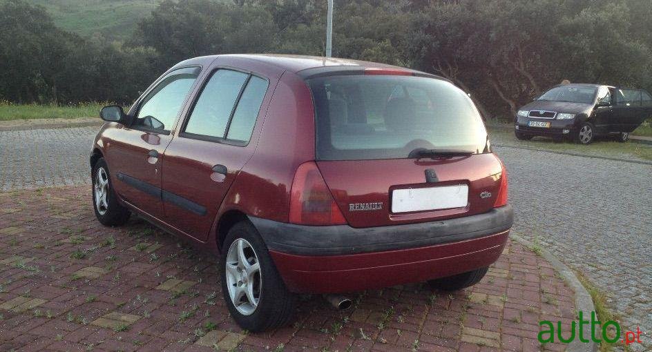 1999' Renault Clio 1.2 Rt photo #2