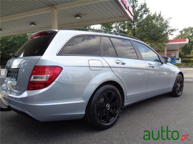 2014' Mercedes-Benz C-Class photo #3