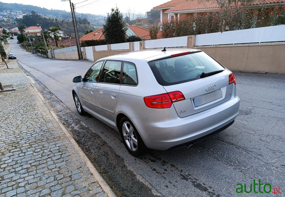 2011' Audi A3 Sportback photo #6