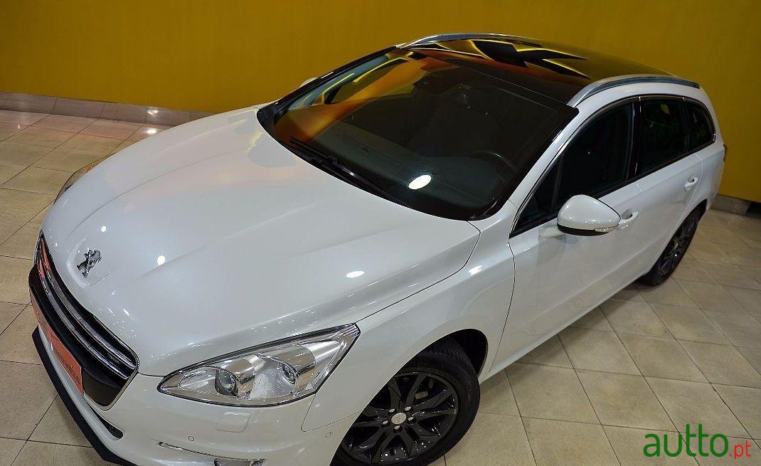 2012' Peugeot 508 Sw photo #1