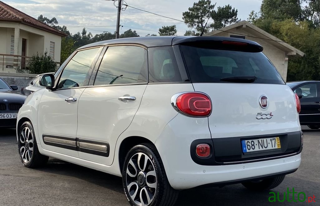 2013' Fiat 500L photo #4