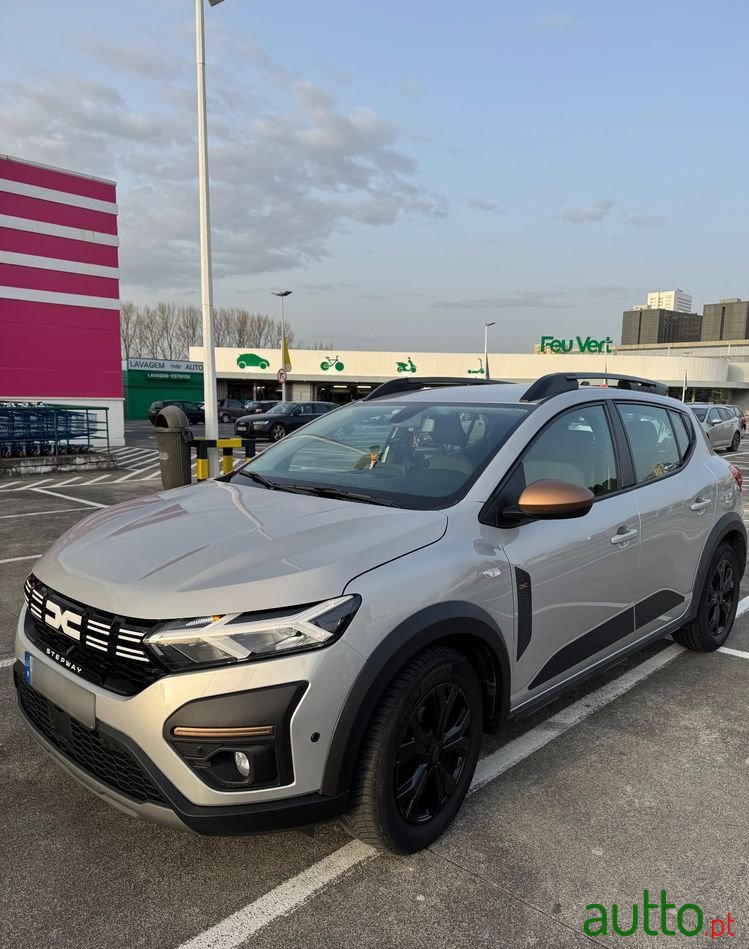 2024' Dacia Sandero photo #3