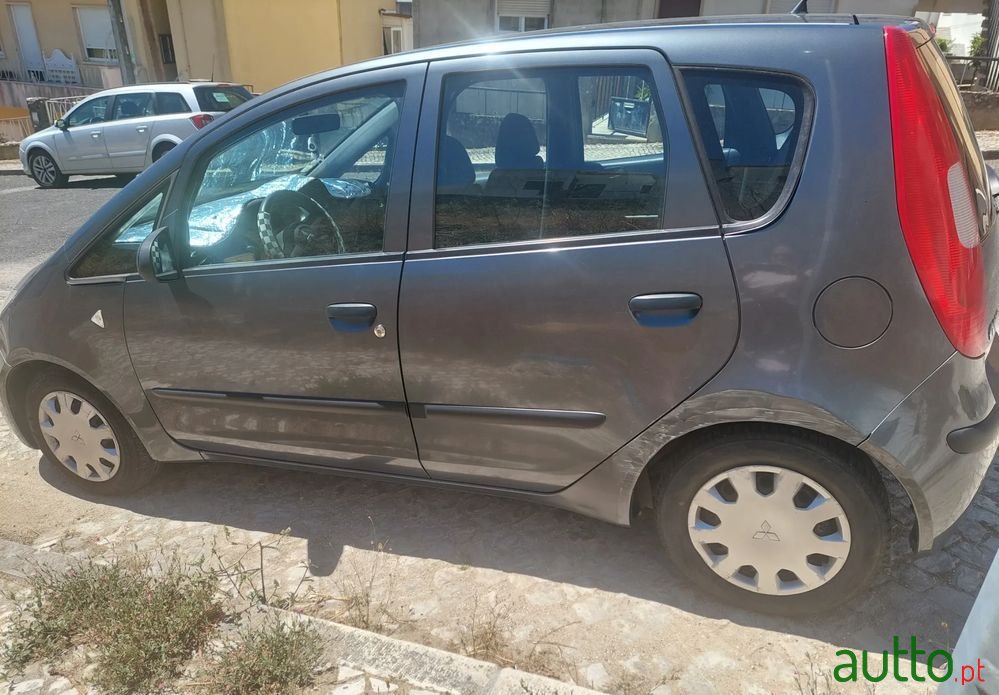 2005' Mitsubishi Colt 1.1 Inform photo #1