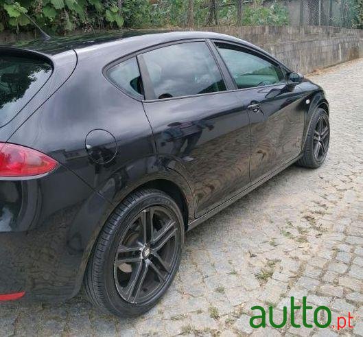 2006' SEAT Leon photo #4