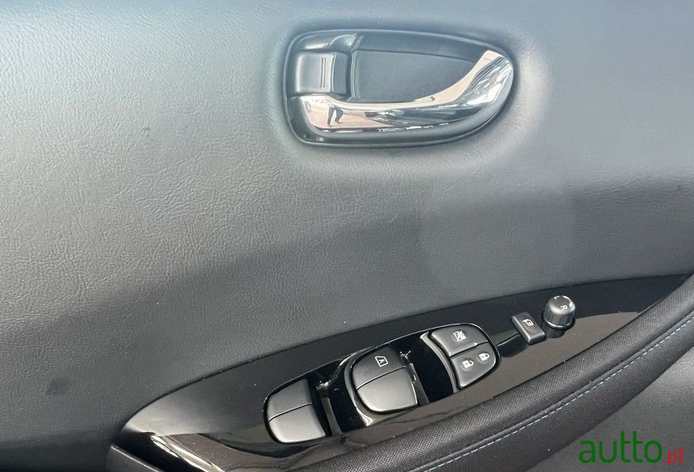 2018' Nissan Leaf photo #4