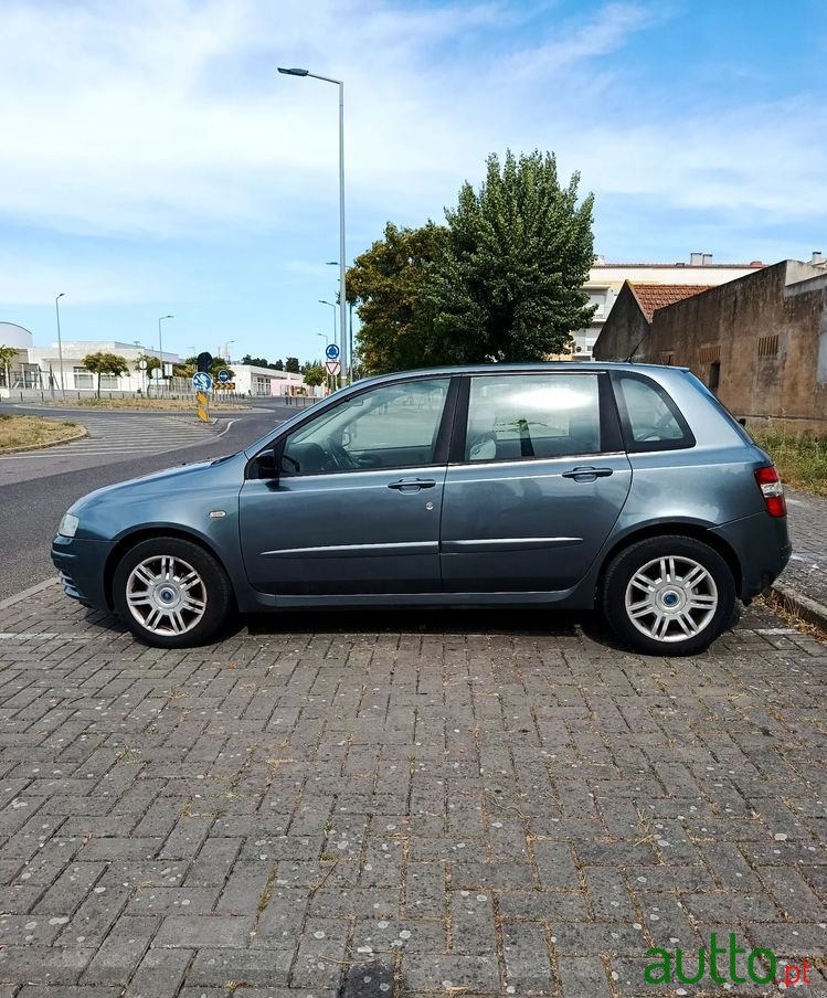 2004' Fiat Stilo photo #2