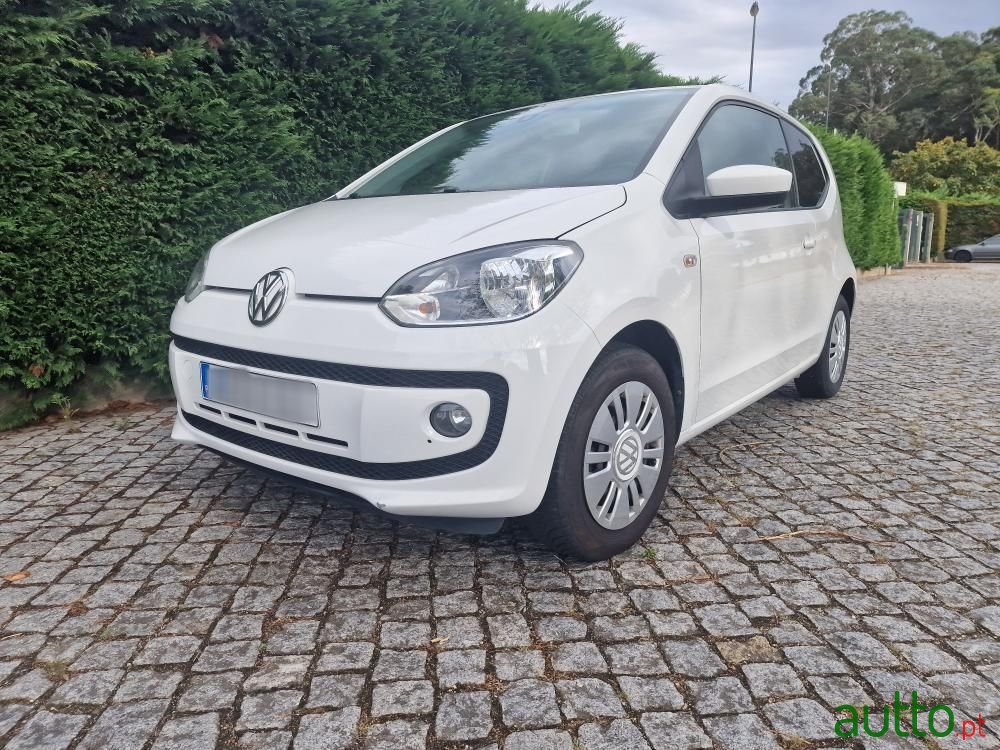 2015' Volkswagen Up photo #1