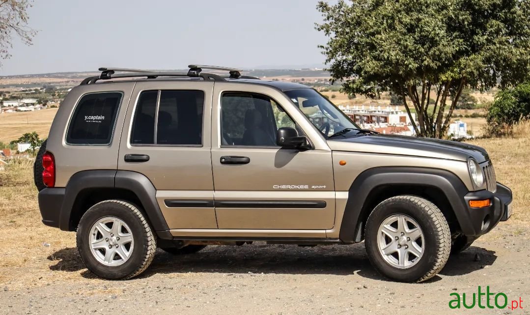 2003' Jeep Cherokee photo #5