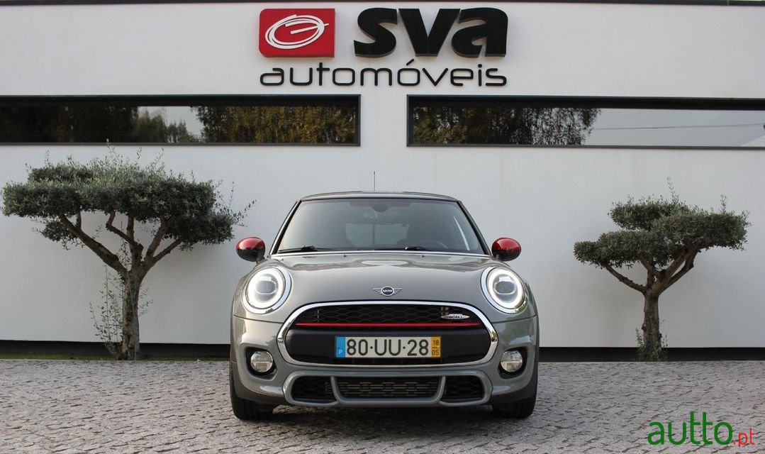 2018' MINI One photo #4