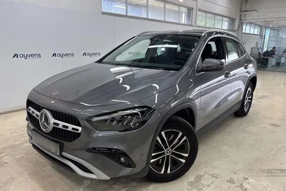 2024' Mercedes-Benz Classe Gla E