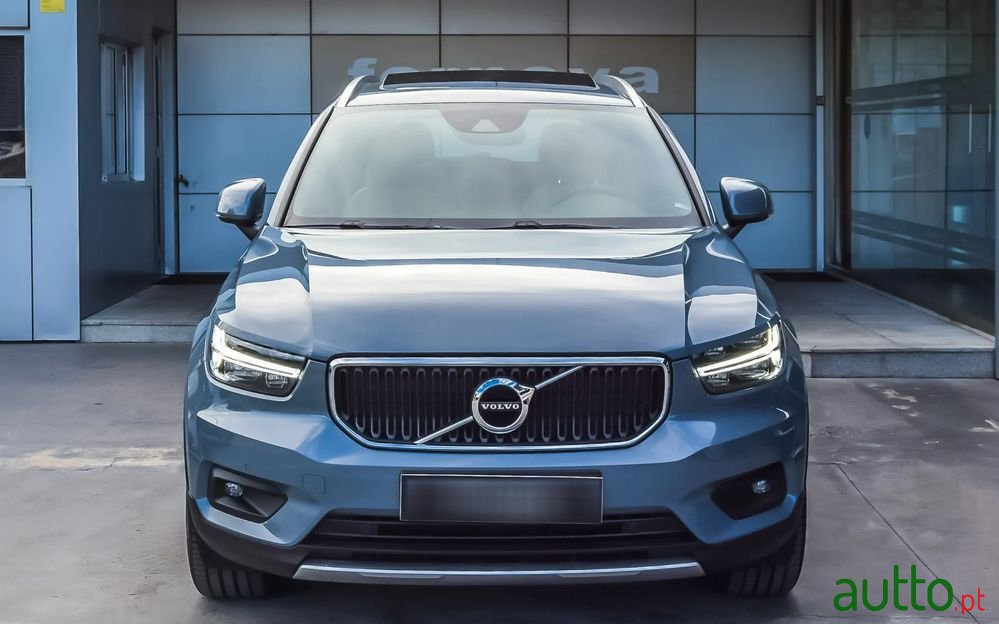 2019' Volvo Xc 40 photo #2