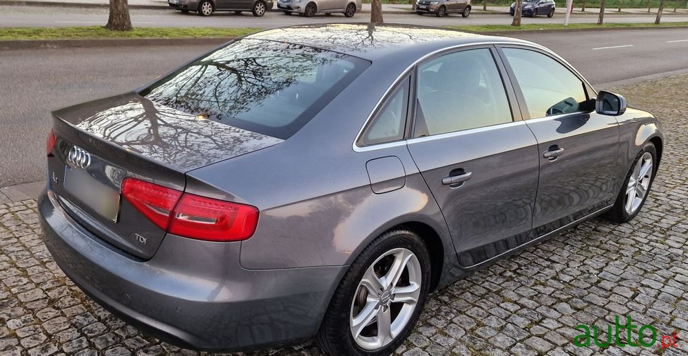 2012' Audi A4 photo #4