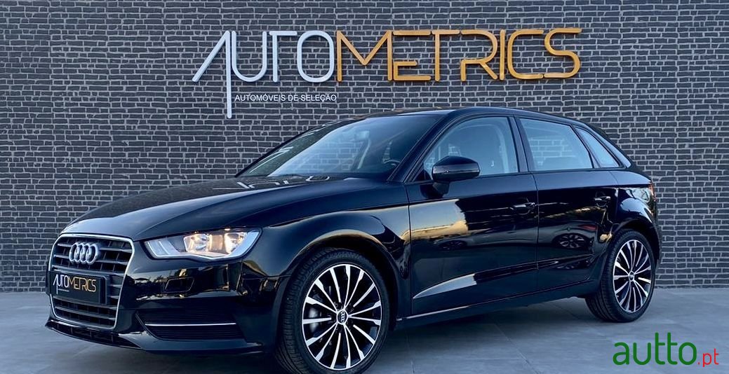 2016' Audi A3 Sportback photo #1