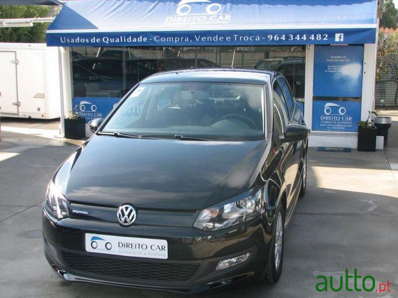 2012' Volkswagen Polo 1.2 Tdi Confortline photo #1