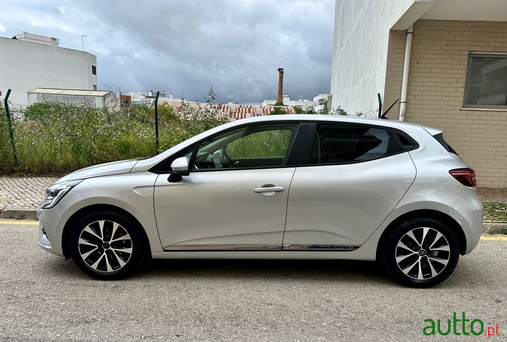 2020' Renault Clio 1.0 Tce Intens photo #3