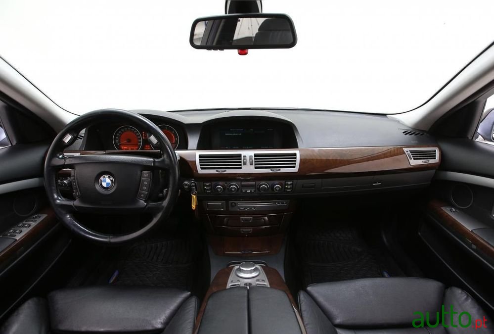 2005' BMW Série 7 D photo #5