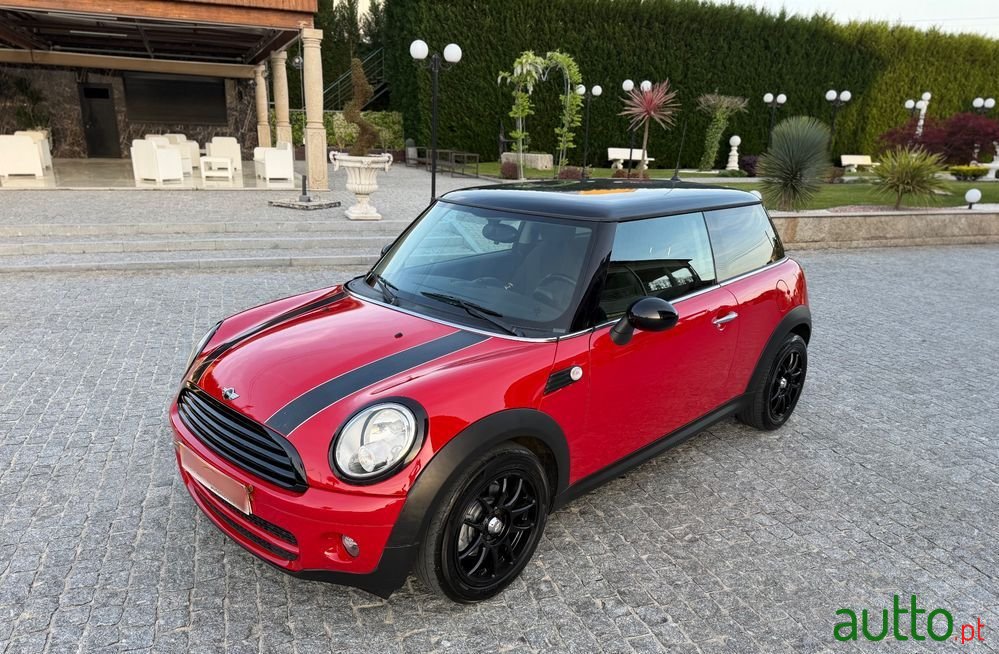 2009' MINI Cooper D 3 Portas photo #1