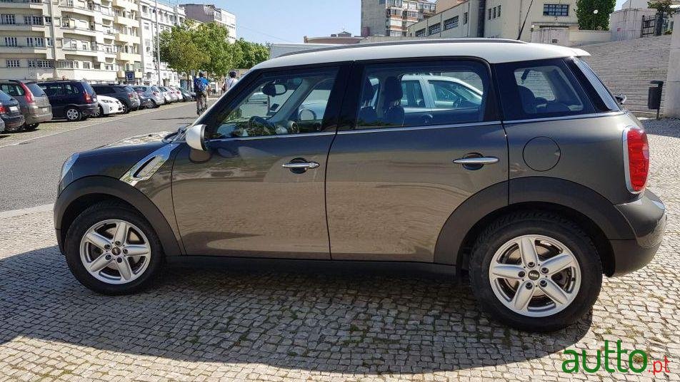 2011' MINI Countryman One 1.6 Diesel photo #3