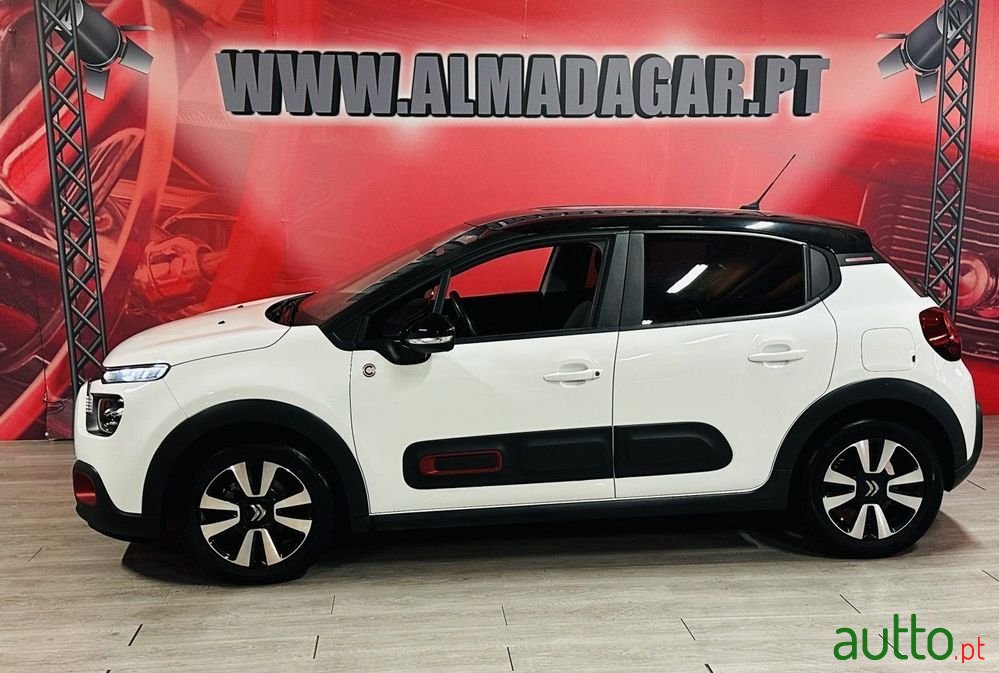 2021' Citroen C3 1.2 Puretech Shine photo #2