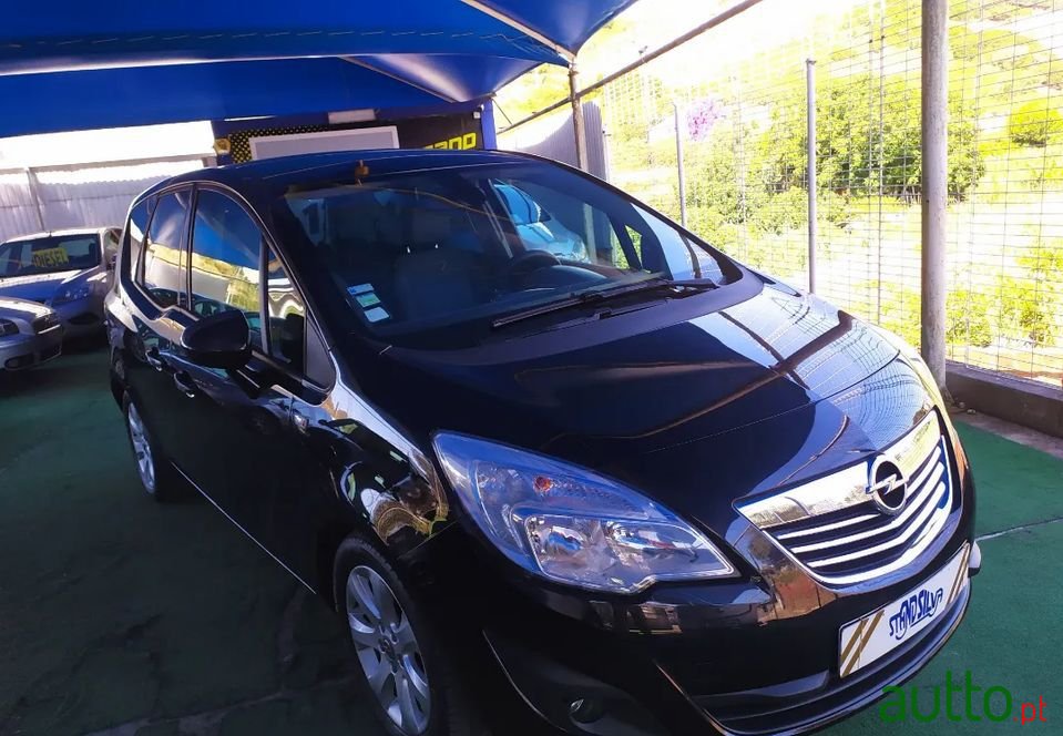 2011' Opel Meriva photo #1