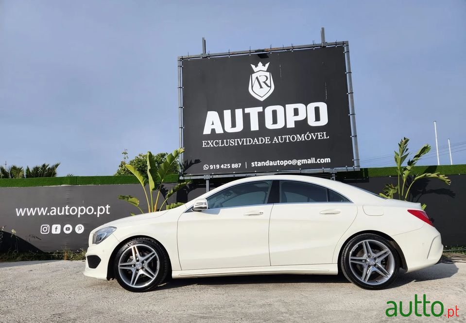 2014' Mercedes-Benz Cla-180 photo #5