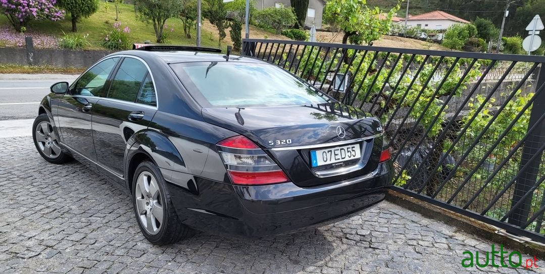 2007' Mercedes-Benz S-320 photo #3