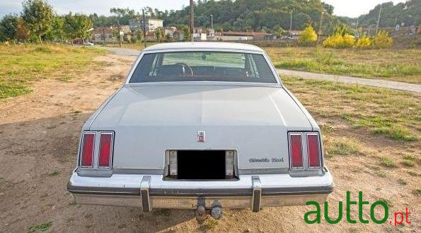 1982' Oldsmobile Cutlass Supreme photo #2