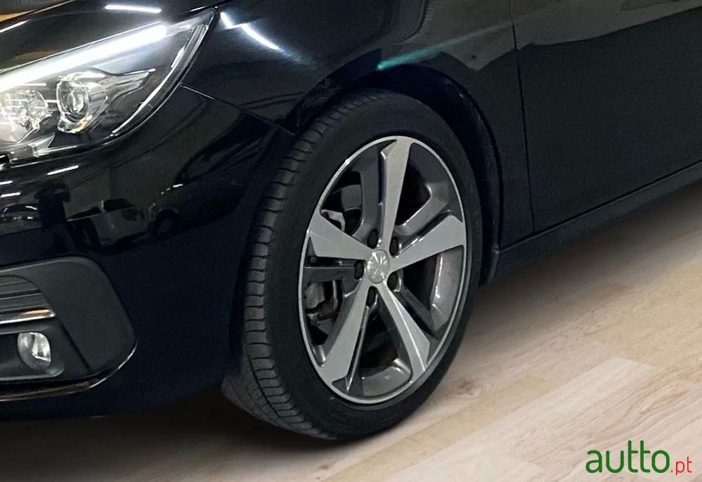 2019' Peugeot 308 Sw photo #6