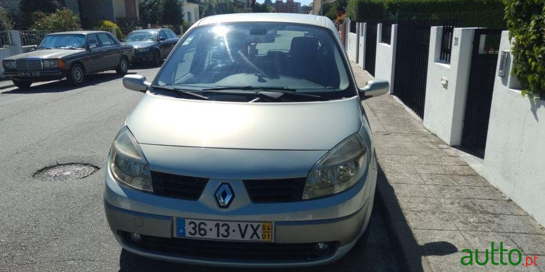 2004' Renault Scenic photo #1