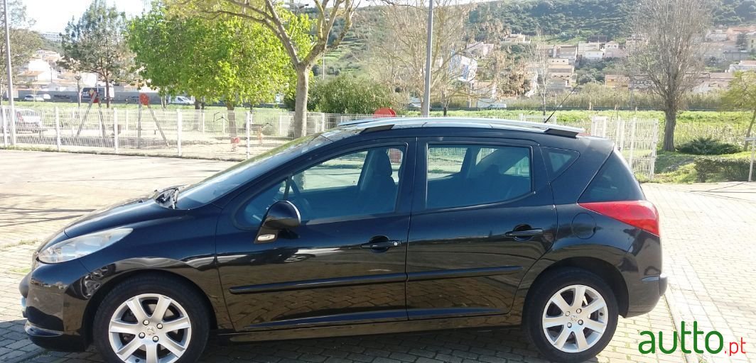 2008' Peugeot 207 Sw photo #3