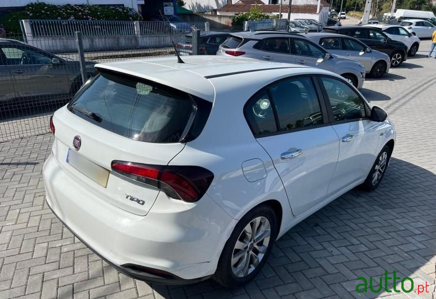 2019' Fiat Tipo 1.3 M-Jet Easy photo #3