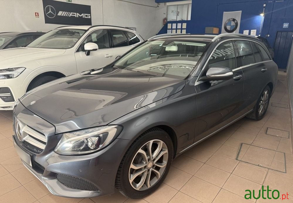 2014' Mercedes-Benz Classe C photo #4