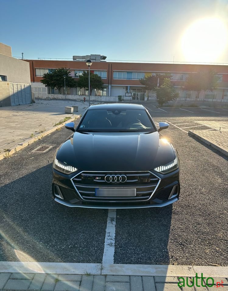 2019' Audi A7 Sportback photo #1