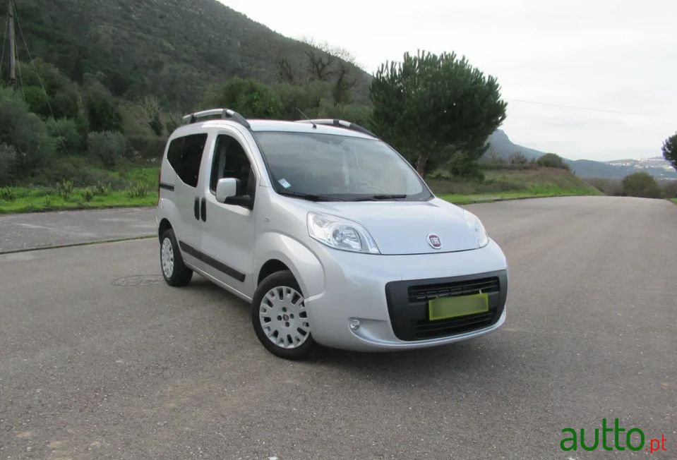 2016' Fiat Fiorino photo #2