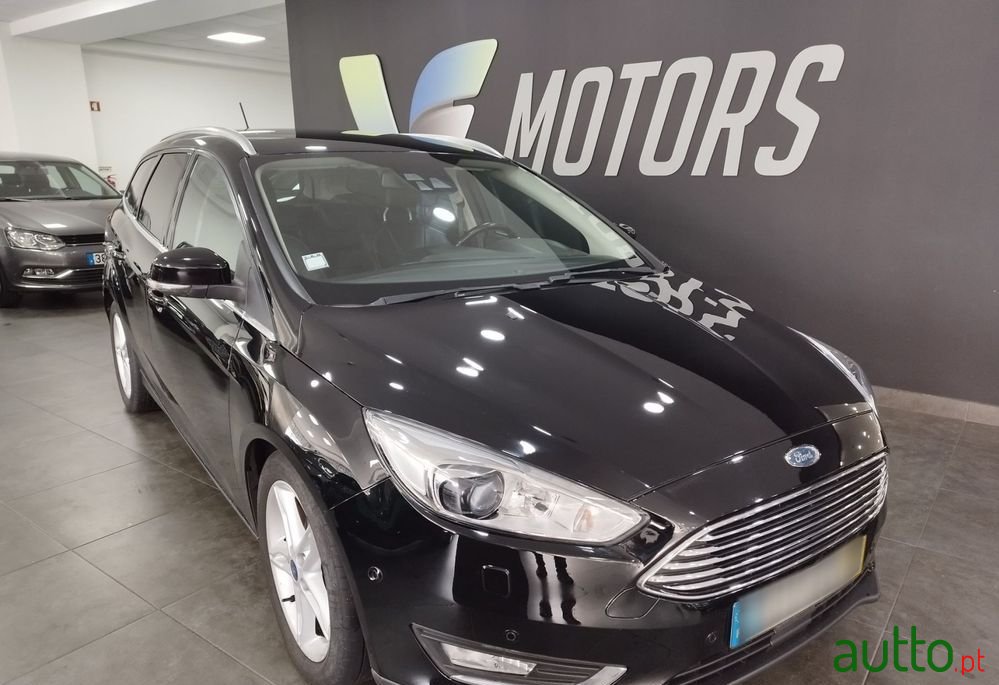 2017' Ford Focus Sw photo #1