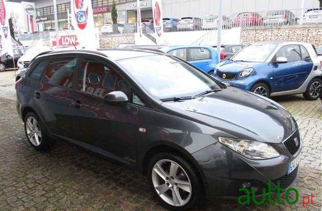 2011' SEAT Ibiza St 1.6 Tdi Copa Dpf photo #1