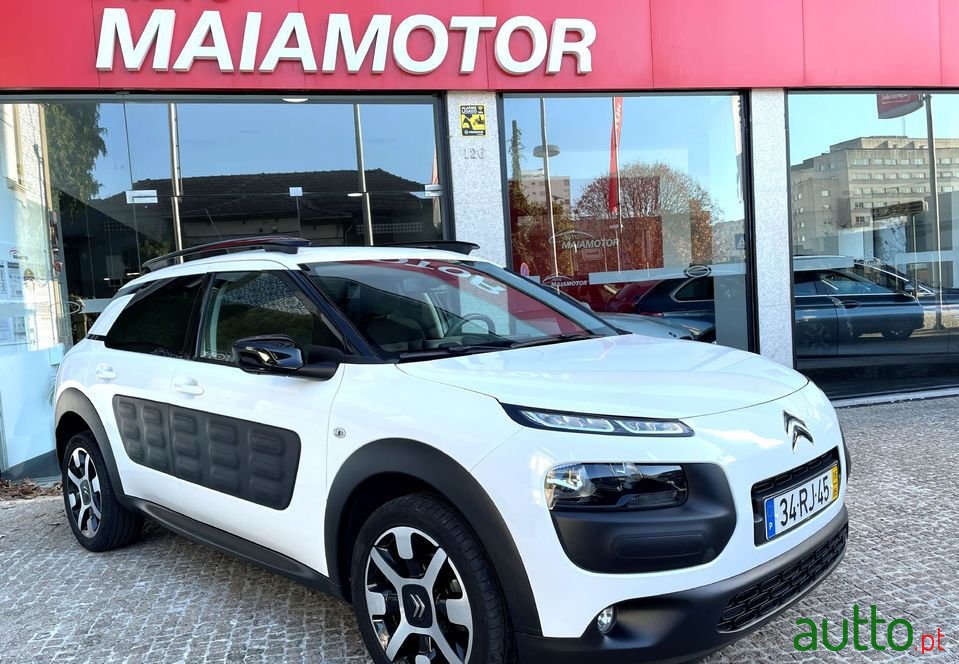 2016' Citroen C4 Cactus photo #1