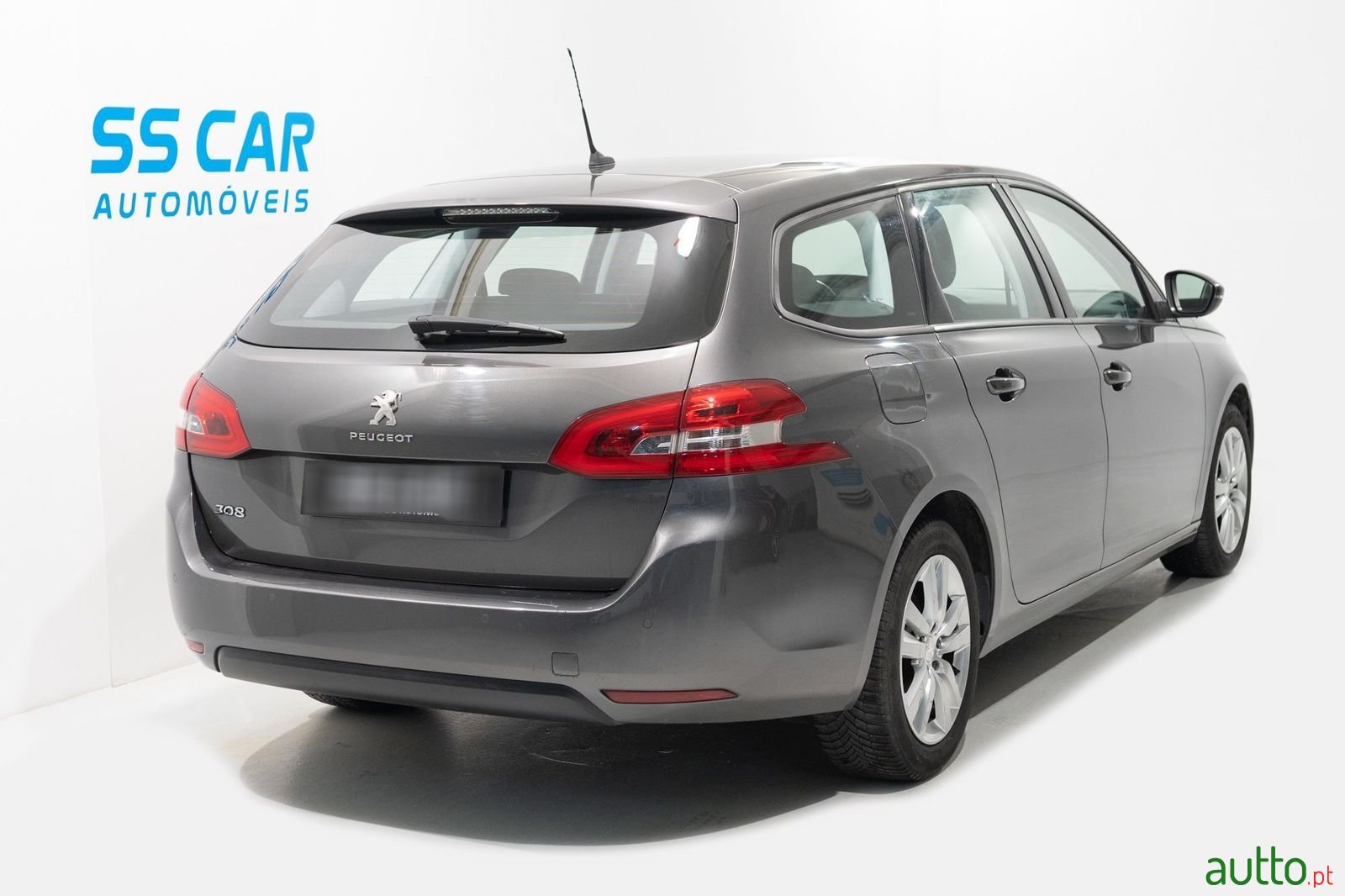 2018' Peugeot 308 Sw photo #2