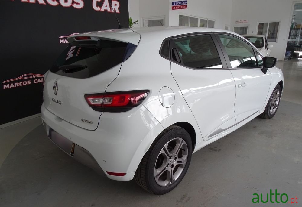 2017' Renault Clio photo #5