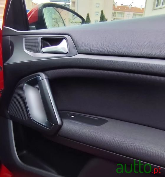 2018' Peugeot 308 photo #3